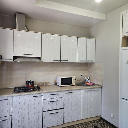 Apartments Paritet Bishkek Ngoại thất bức ảnh