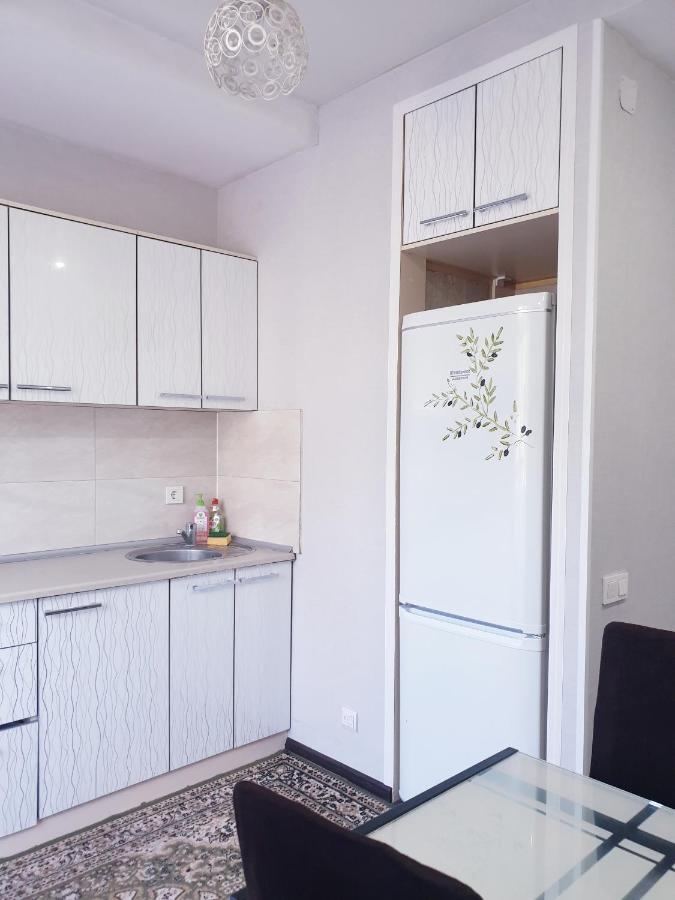 Apartments Paritet Bishkek Ngoại thất bức ảnh