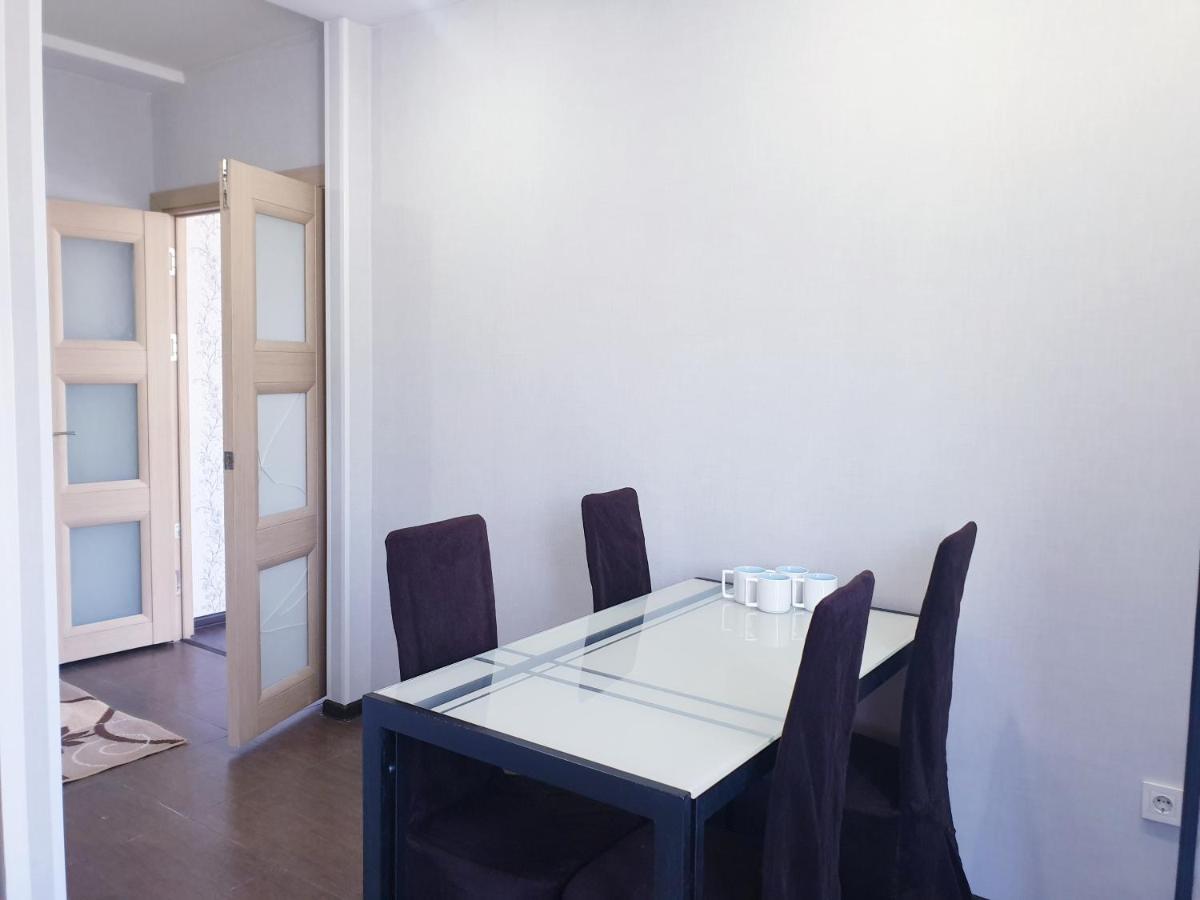 Apartments Paritet Bishkek Ngoại thất bức ảnh