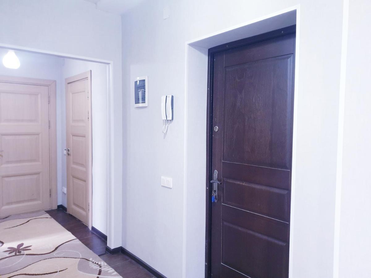Apartments Paritet Bishkek Ngoại thất bức ảnh